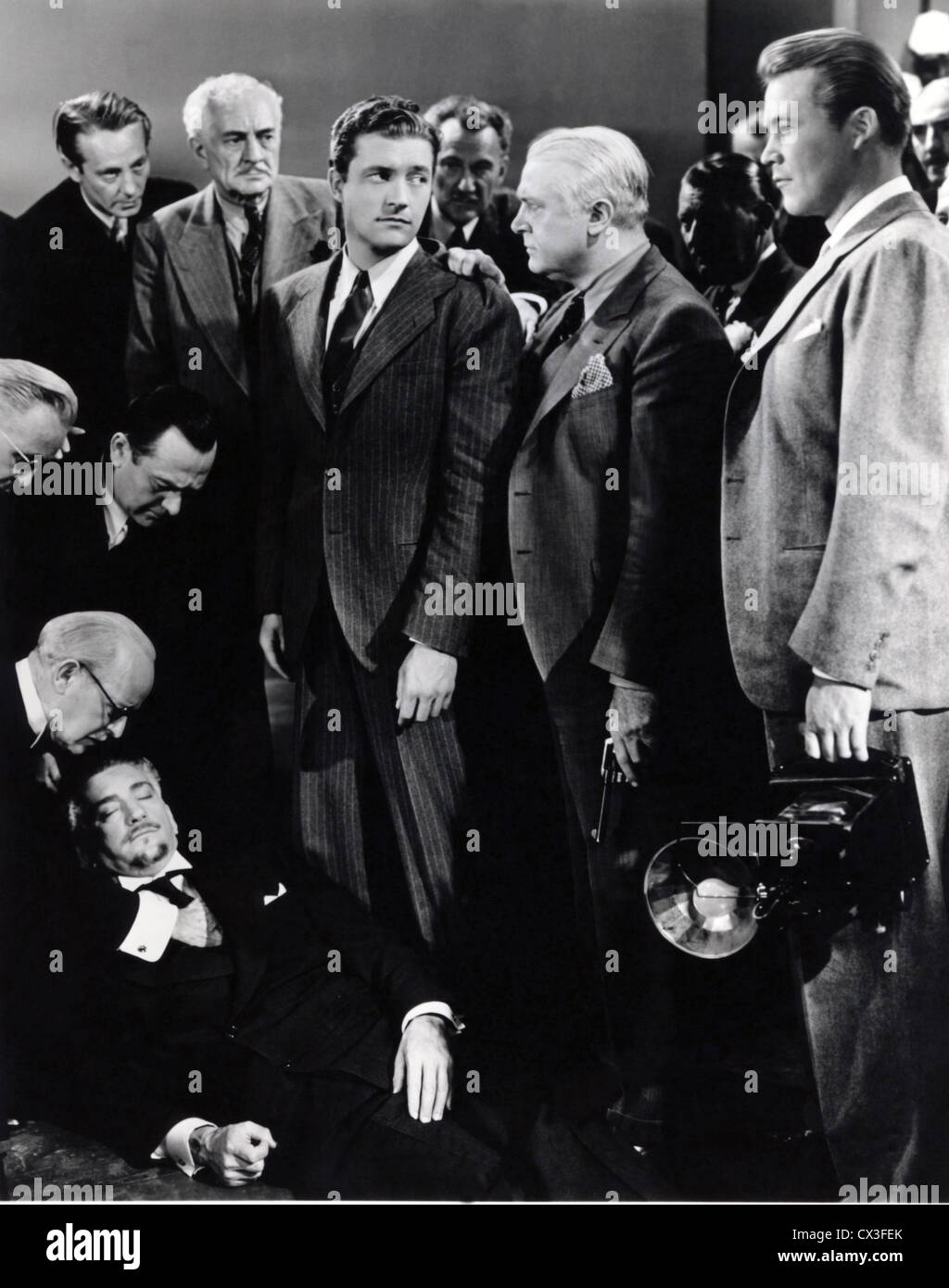 THE RETURN OF DOCTOR X (1939) JOHN LITEL, DENNIS MORGAN, CHARLES WILSON, VINCENT SHERMAN (DIR) TROX 002 MOVIESTORE COLLECTION LT Stock Photo