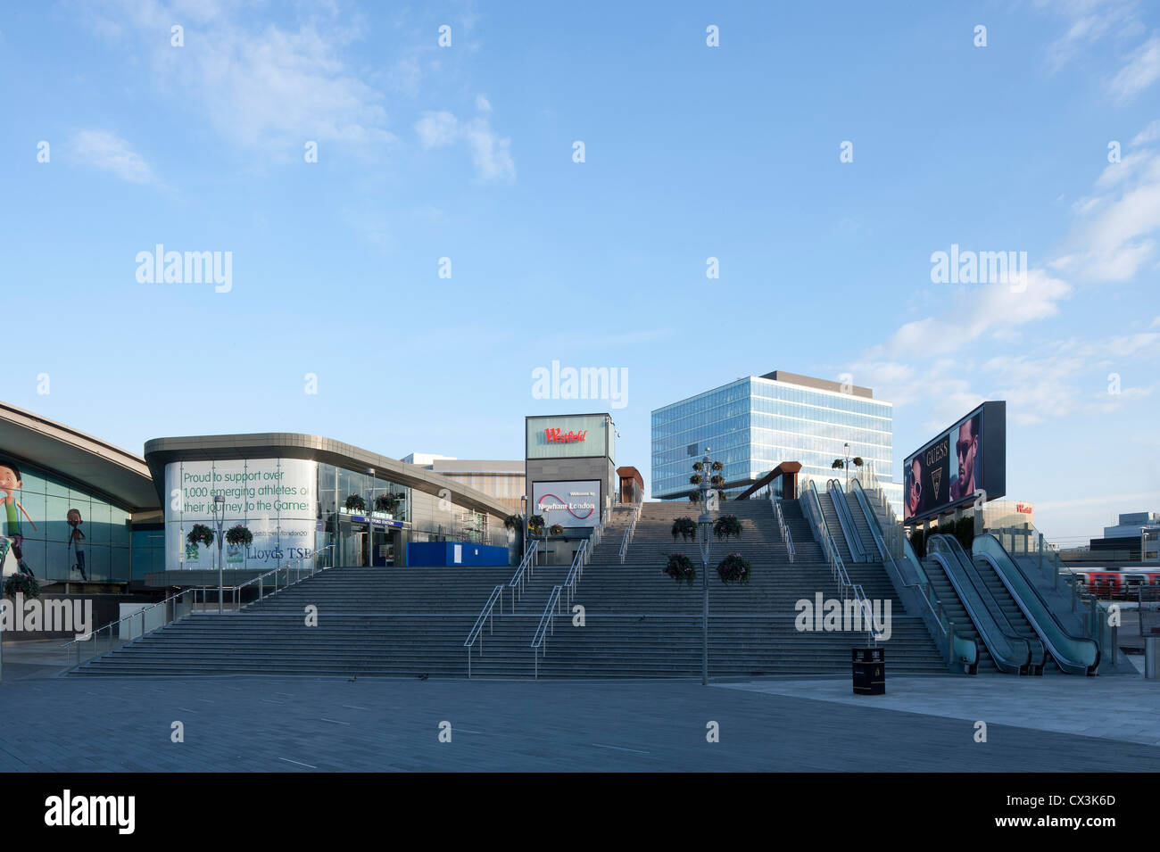 Guess westfield outlet stratford