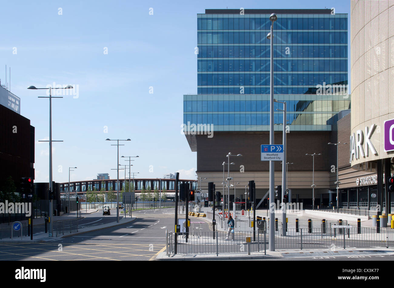 Stratford westfield car park hires stock photography and images Alamy