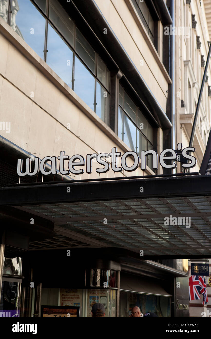Waterstone's bookshop on Piccadilly, London Stock Photo