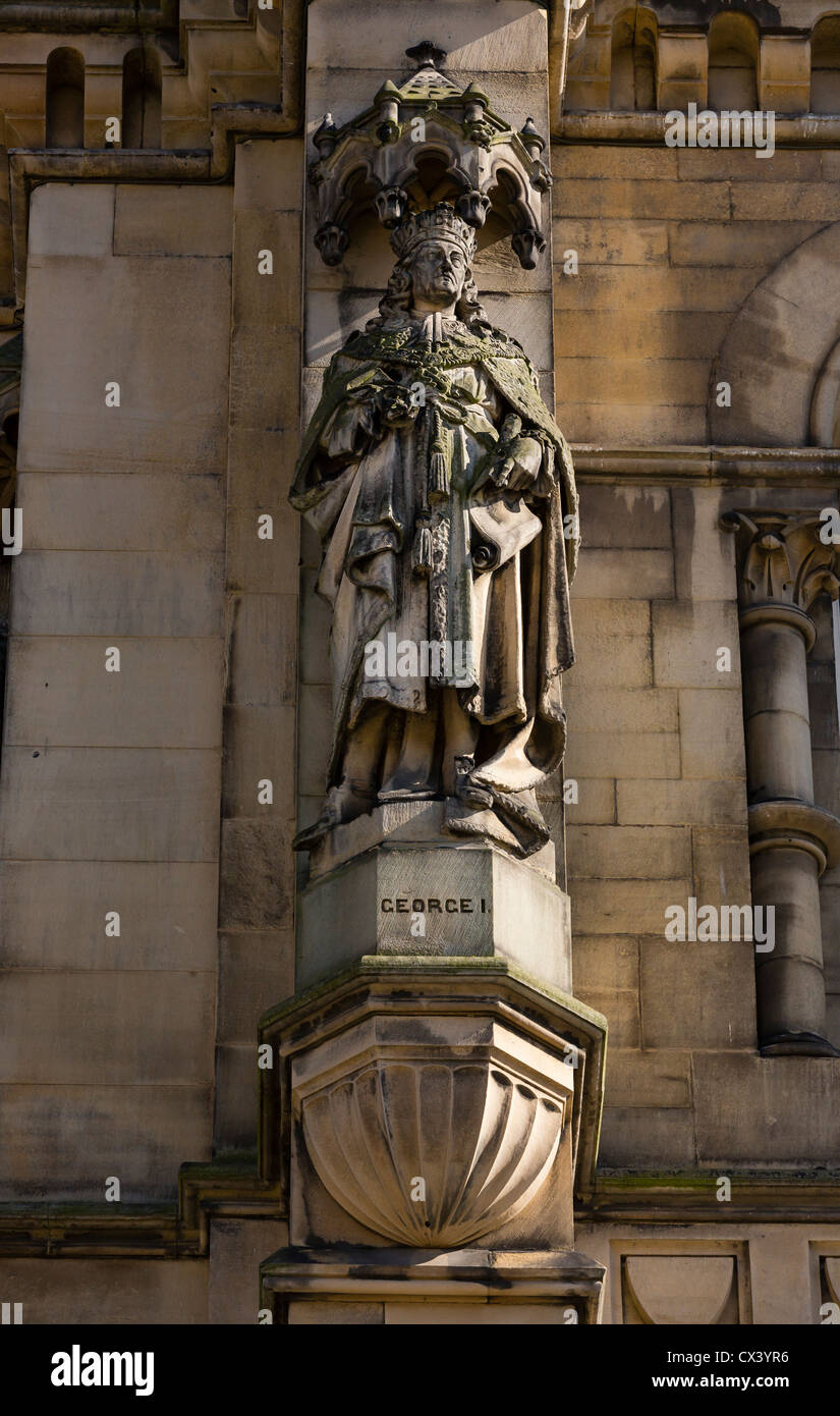 statue-of-king-george-i-on-bradford-city-hall-stock-photo-alamy