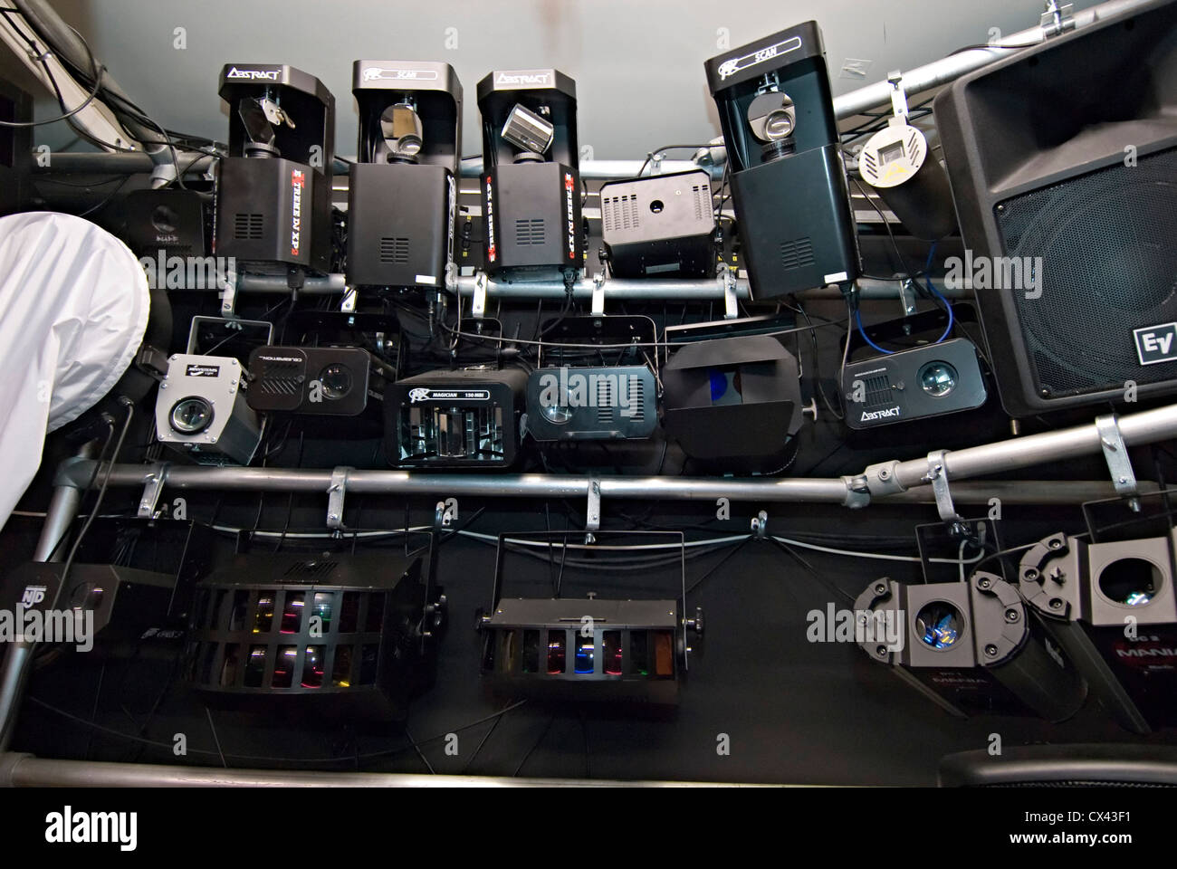 Light Hire Shop Disco Dj Lights Celebration High Resolution Stock Photography And Images Alamy