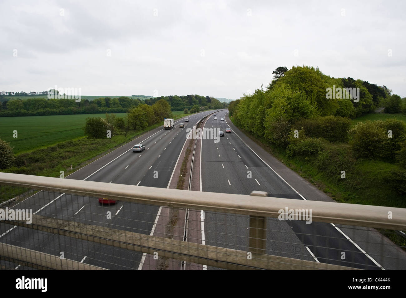 The Ridgeway Long Distance Path crossing the M4 motorway near Swindon, Wiltshire, UK Stock Photo