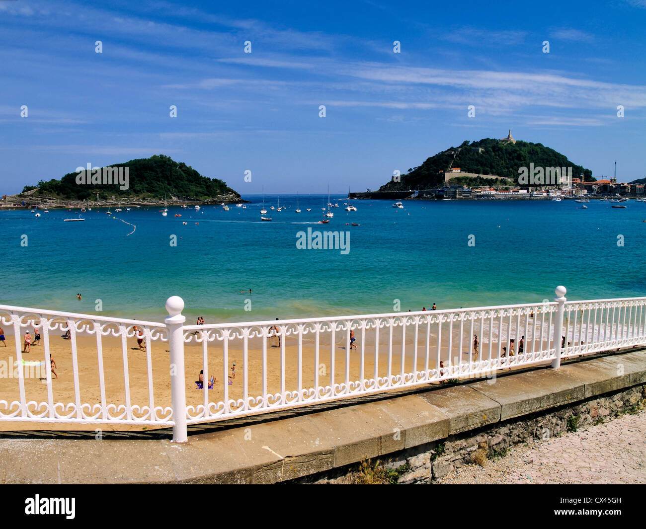 San sebastian beach hi-res stock photography and images - Alamy
