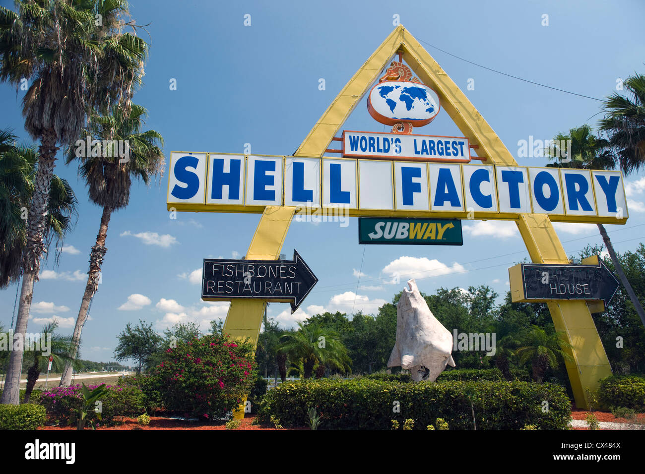 WORLDS LARGEST SHELL FACTORY SIGN NORTH FORT MYERS GULF COAST FLORIDA