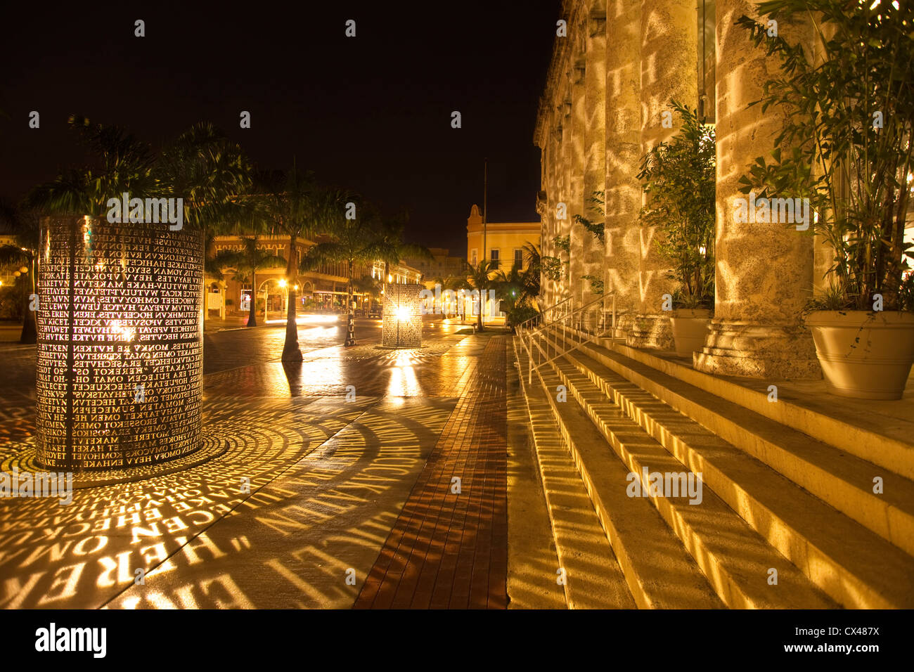 Street light sculpture hires stock photography and images Alamy