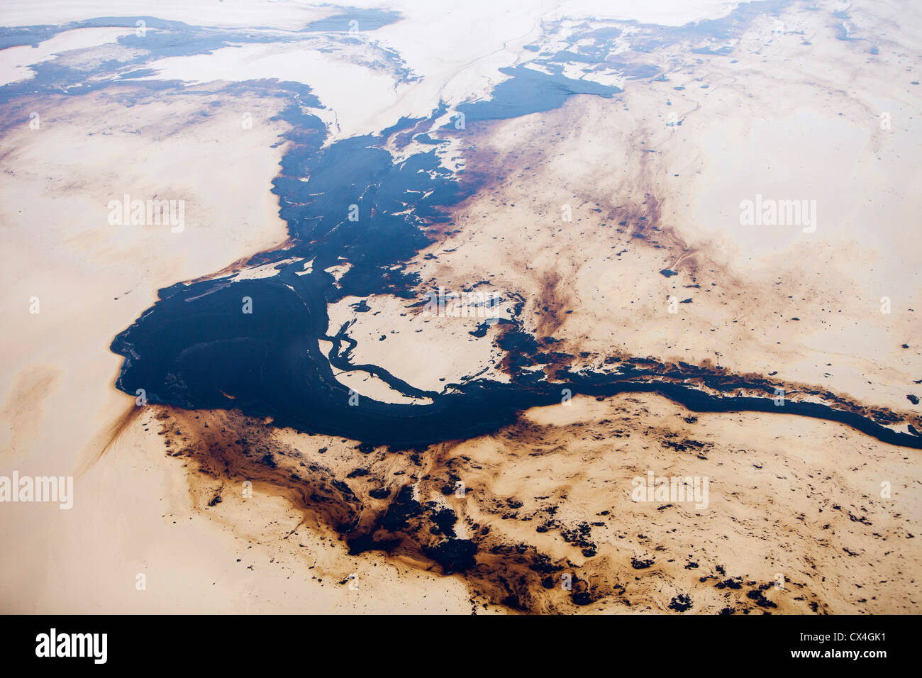 Tailing pond alberta hires stock photography and images Alamy