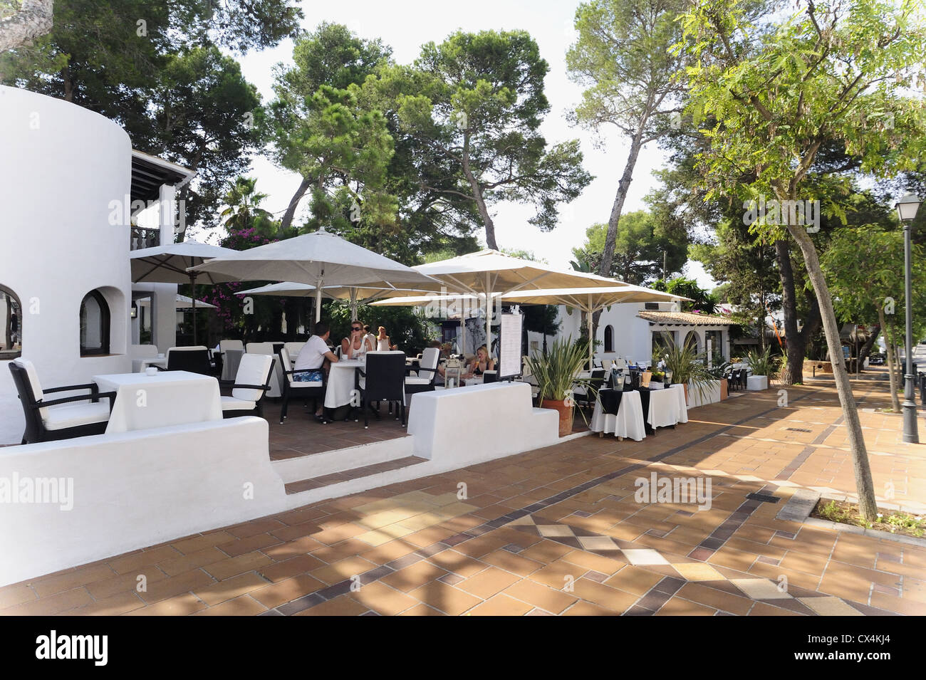 Tourists in Restaurante Fernando, Cala D'Or, Mallorca