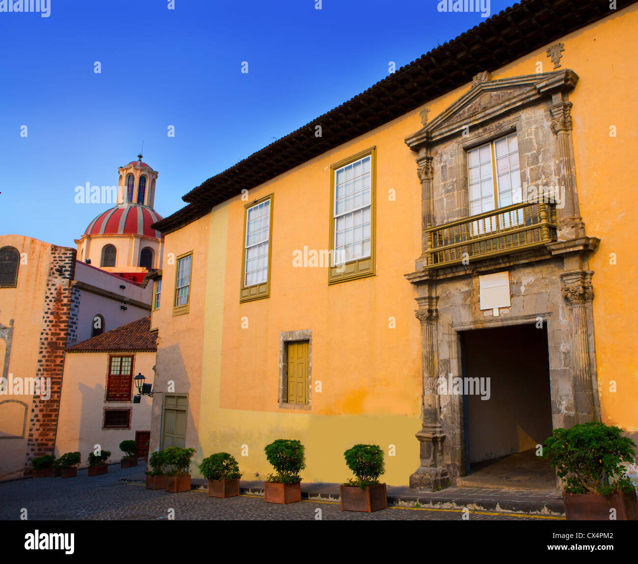 la-orotava-concepcion-church-red-dome-an-village-in-tenerife-canary