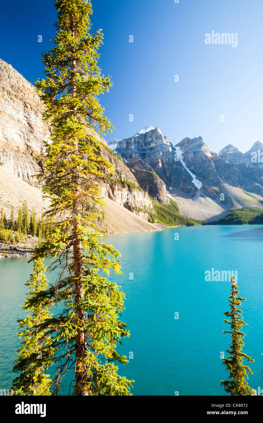 Moraine Lake in the Canadian Rockies Stock Photo - Alamy