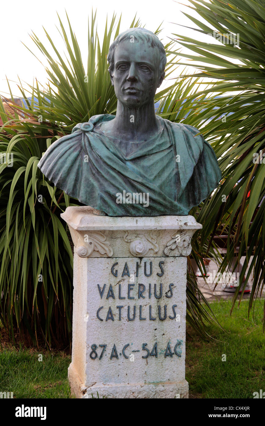 Gaius valerius catullus hi-res stock photography and images - Alamy
