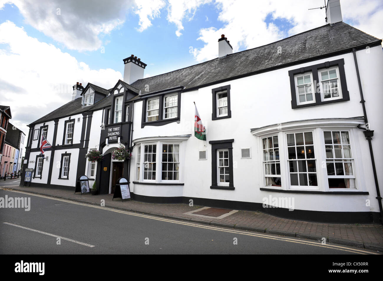 The Three Salmons Hotel in the centre of Usk Stock Photo