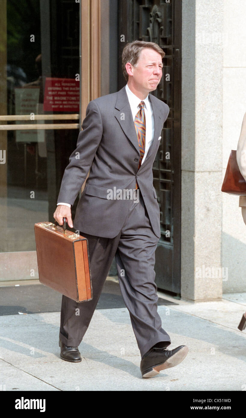 David Kendall, attorney for US President Bill Clinton, leaves the ...