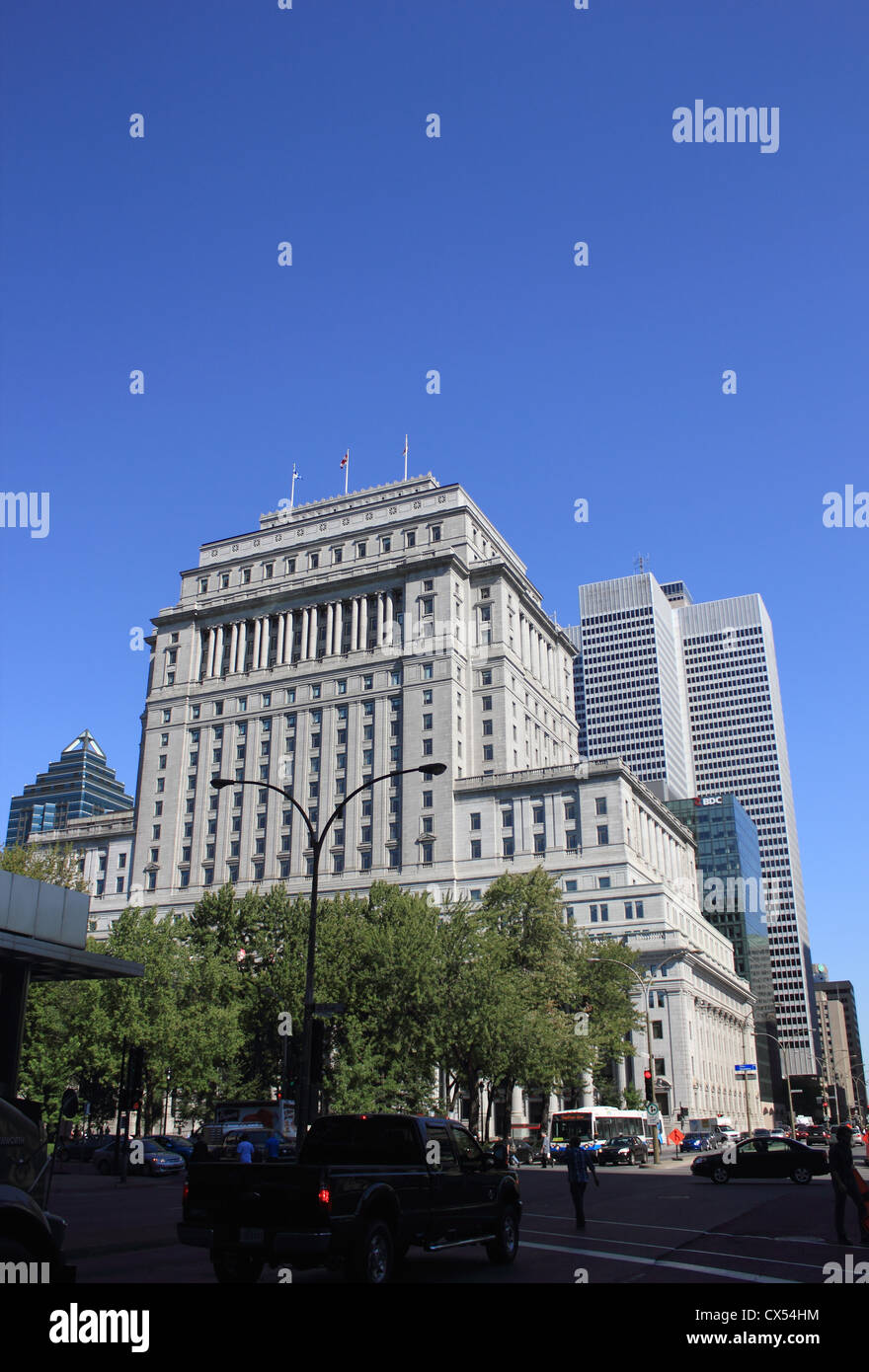 Canada, Quebec, Montreal, Sun Life Building Stock Photo - Alamy