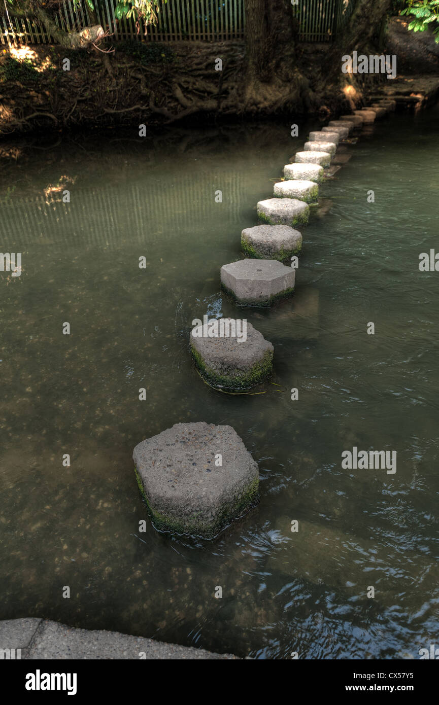 Stepping stones water foot hi-res stock photography and images - Alamy