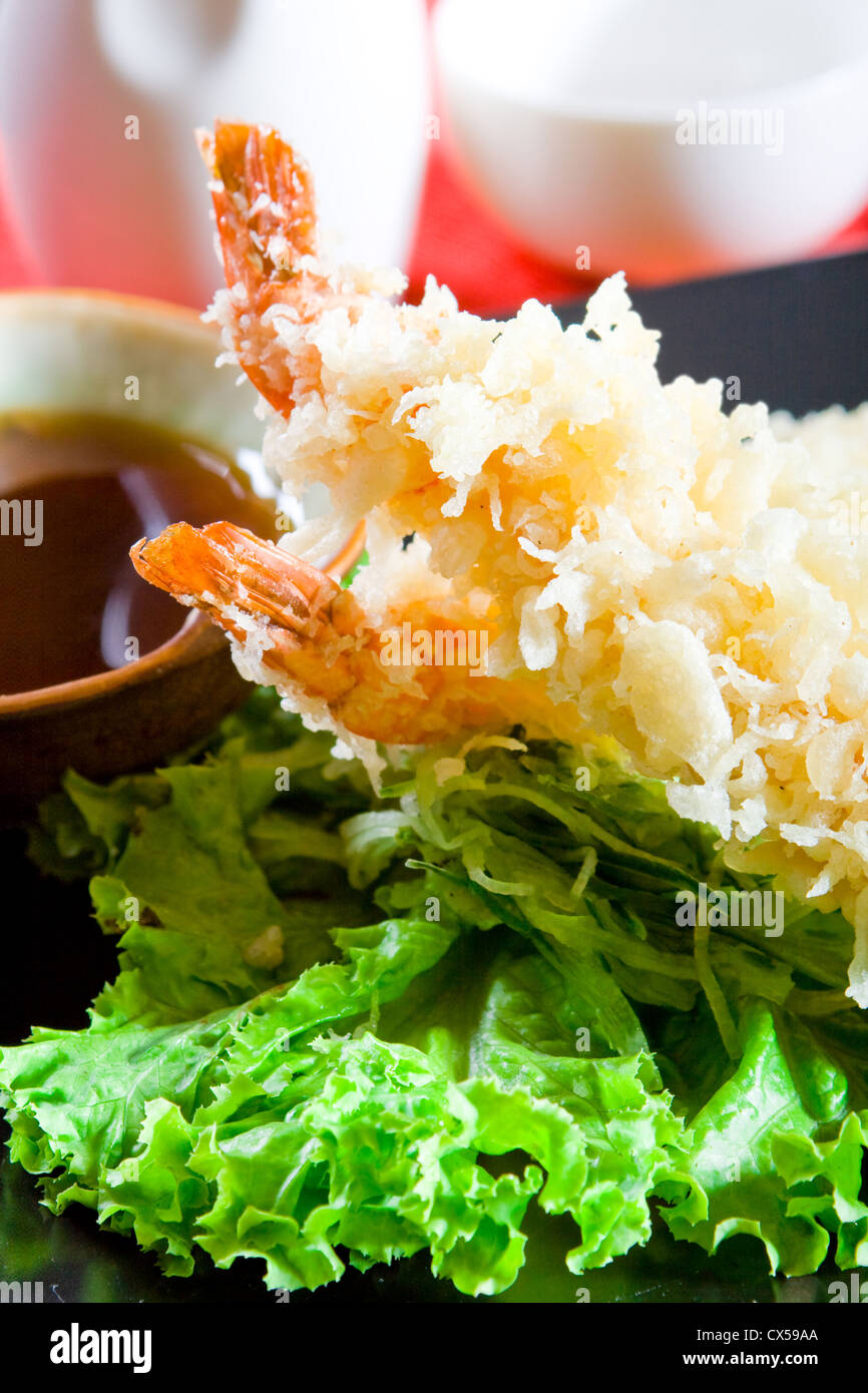 Japanese deep fried prawn closeup Stock Photo - Alamy