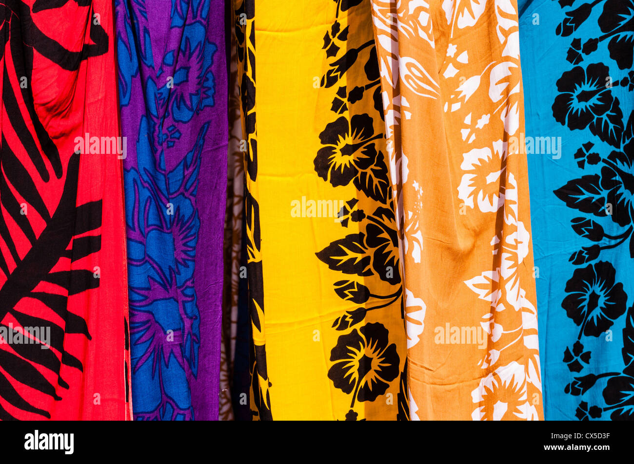 Sarong sarongs hires stock photography and images  Alamy