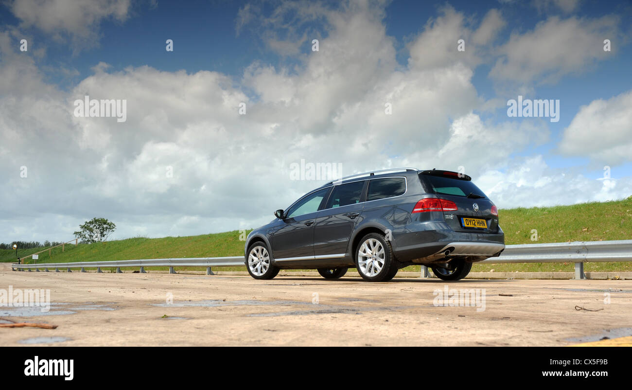 Vw passat bluemotion hi-res stock photography and images - Alamy