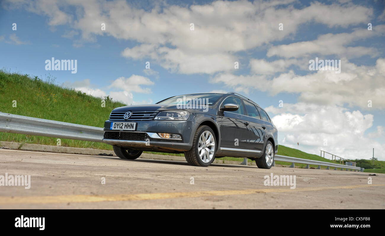 VW Passat Alltrack 2.0 TDI Bluemotion Stock Photo - Alamy