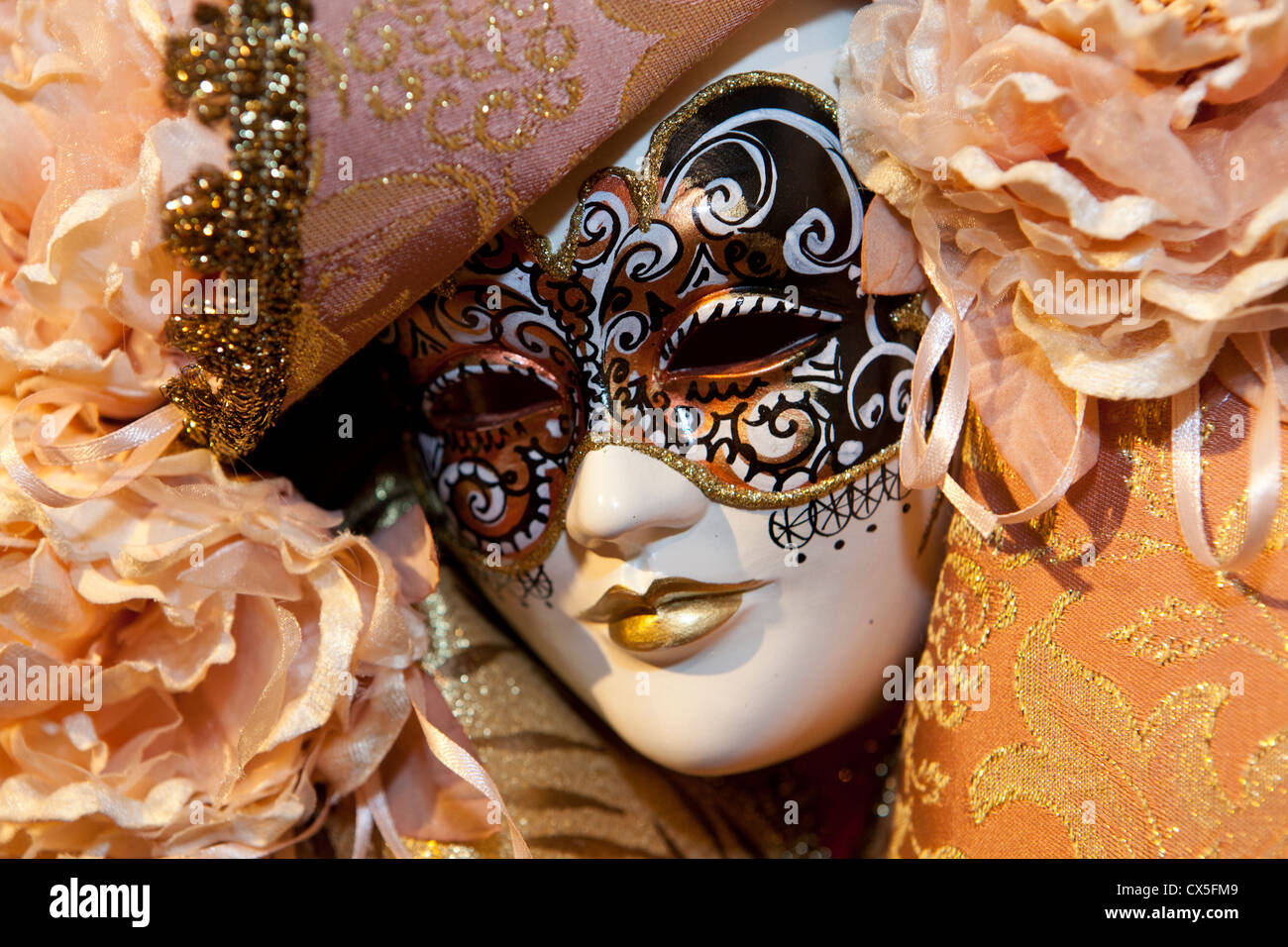 Venice carnival mask hi-res stock photography and images - Alamy