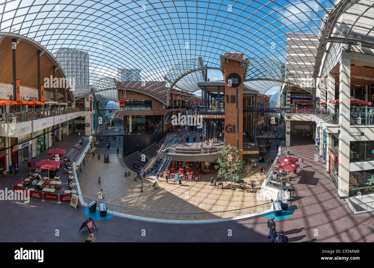 INTERIOR OF CABOT CIRCUS SHOPPING CENTRE SHOWINGGLASS ROOF AND SHOPPING LEVELS, BRISTOL ENGLAND UK Stock Photo
