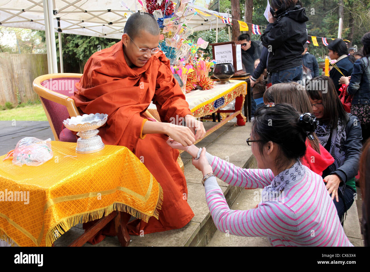 Celebration of Thai new year at Buddhapadipa Temple, London Stock Photo