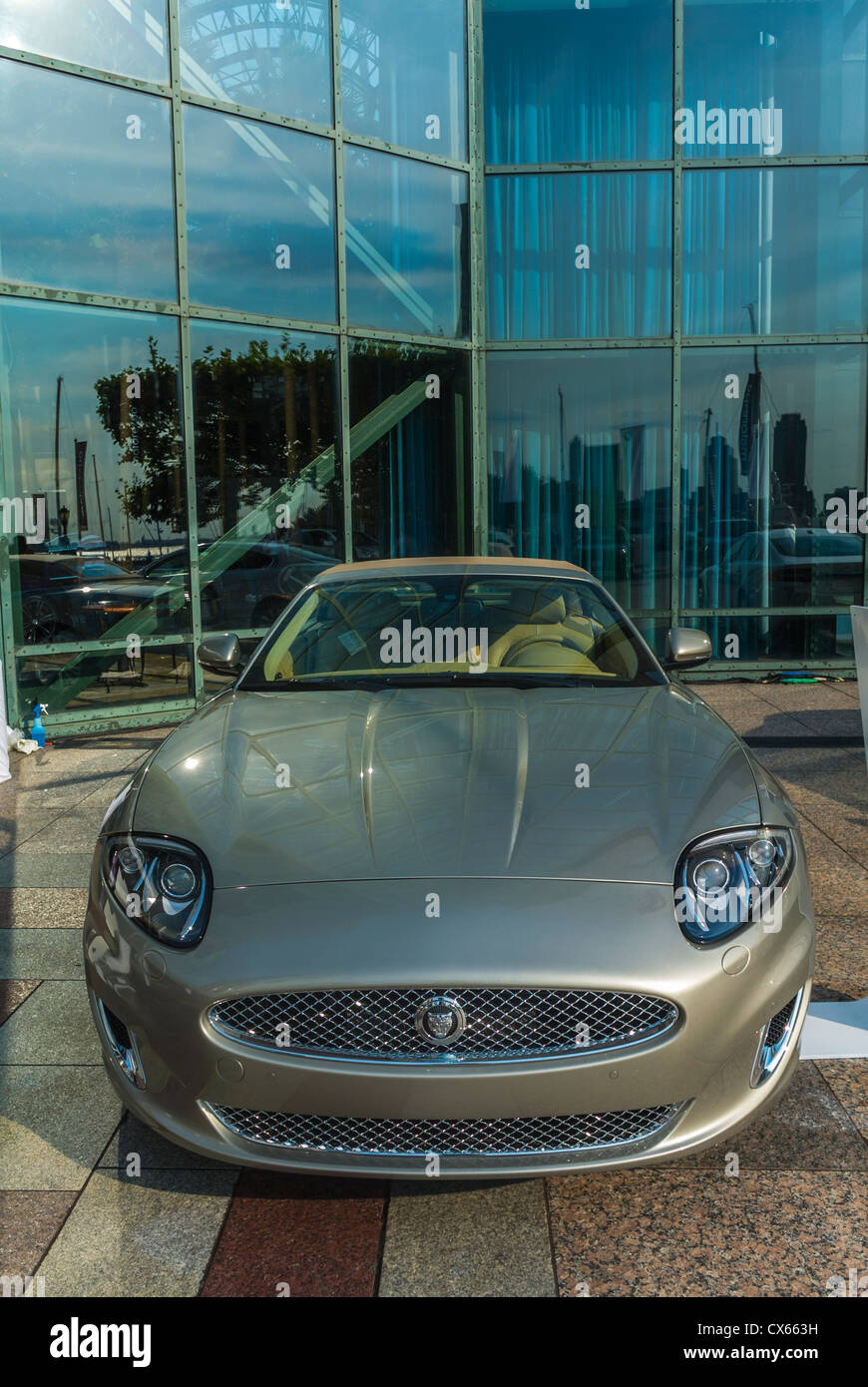 New York, NY, USA, Street Scenes, World Trade Center Area, Manhattan , Luxury Car Show, Jaquar