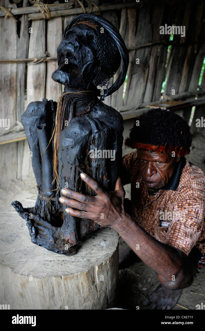 A mummified ancestor in the Baliem Valley, West Papua, Indonesia. Stock Photo