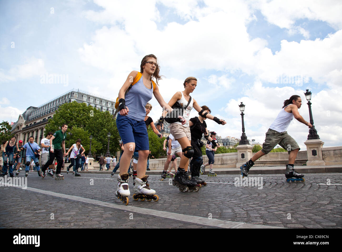 Paris sport rollerblading skating hi-res stock photography and images -  Alamy