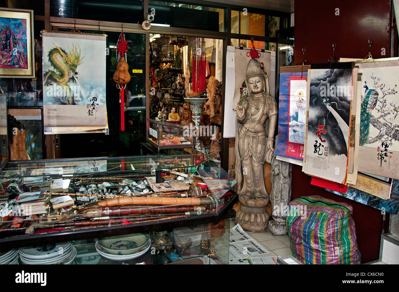 Bangkok Thailand Thai Chinatown Chinese Flea market antique shop Stock Photo