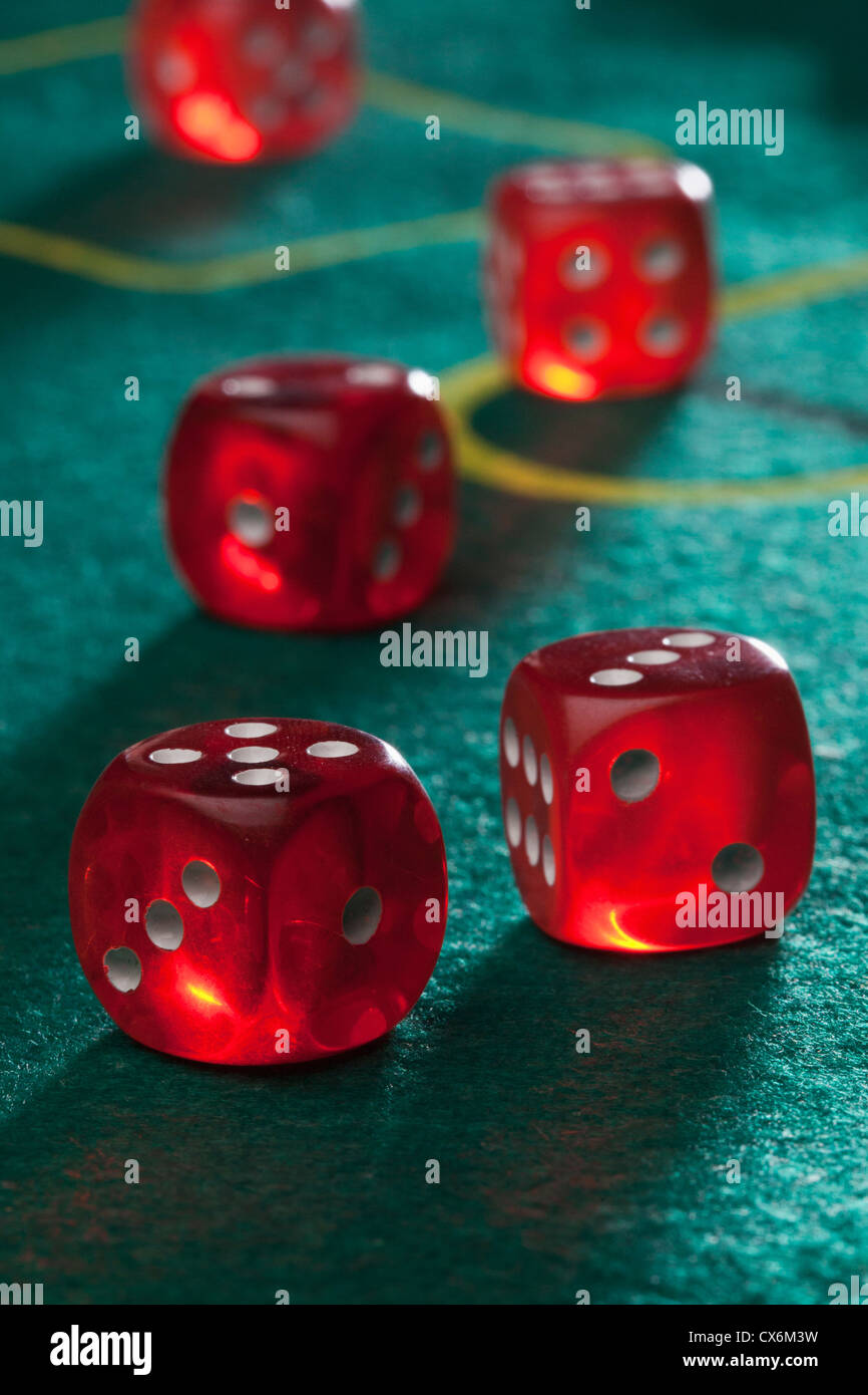 Dice on a craps table Stock Photo Alamy