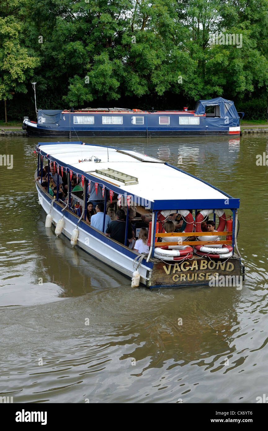 vagabond cruises foxton locks leicestershire england uk Photo - Alamy