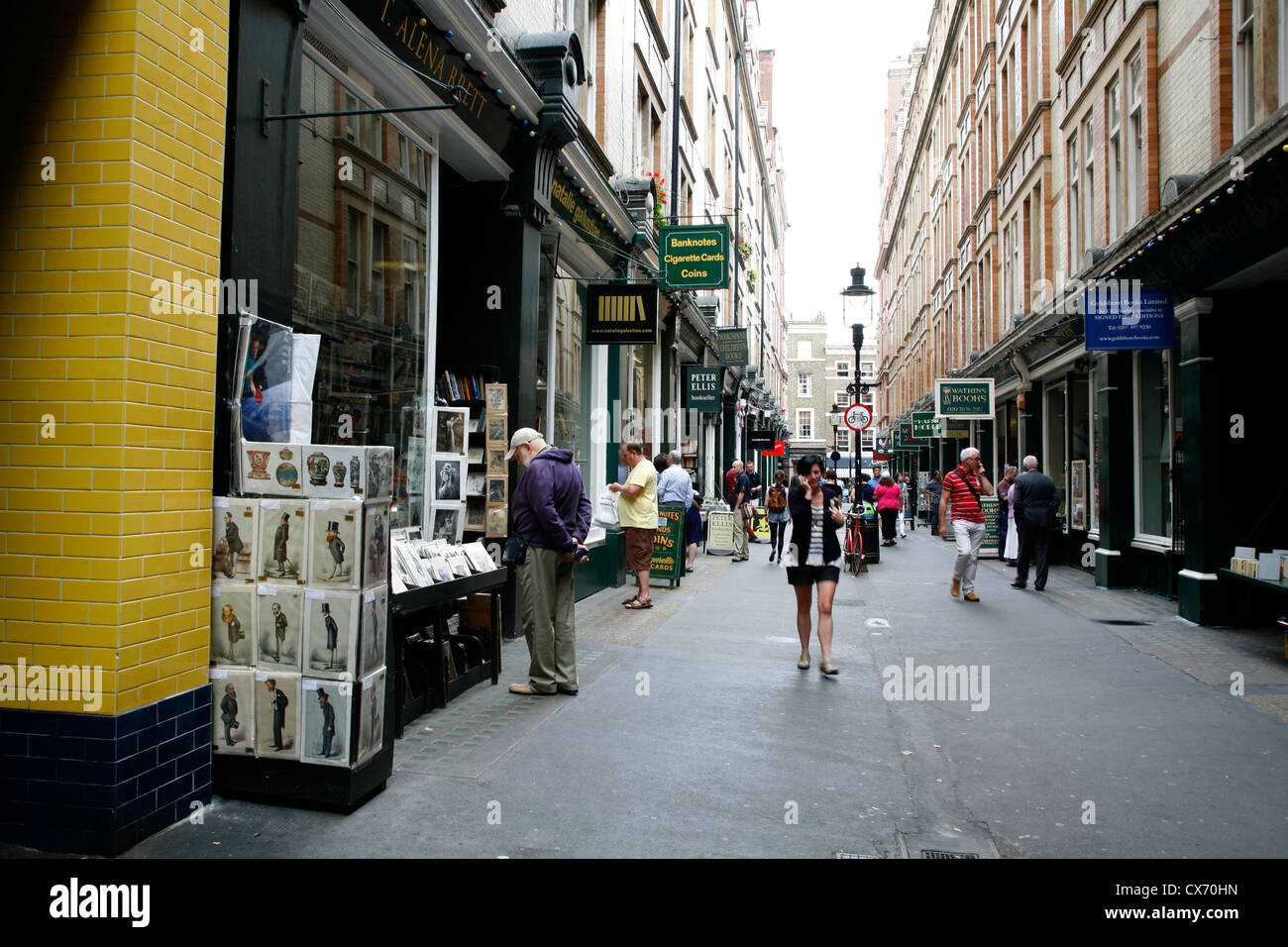 Rare and antiquarian bookshops on Cecil Court, Covent Garden, London, UK Stock Photo