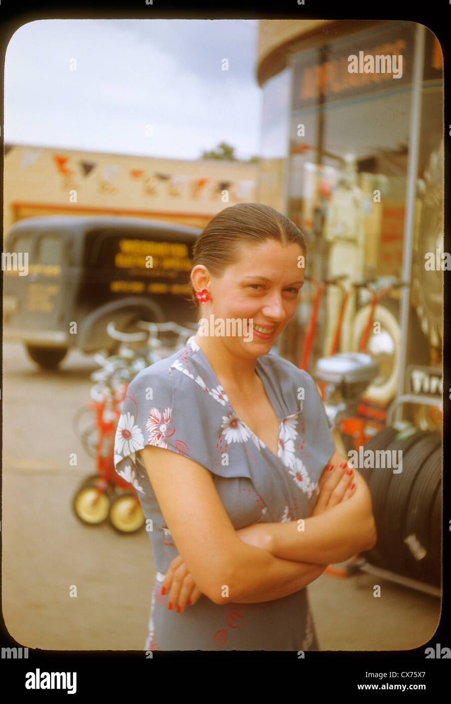 1940s woman hi-res stock photography and images - Alamy