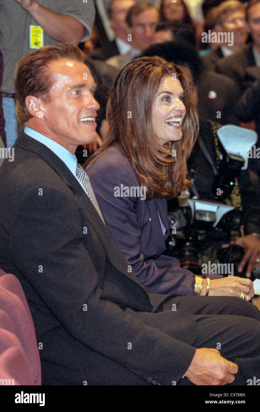 Arnold Schwarzenegger and Maria Shriver during the dedication of the new Peace Corps headquarters September 15, 1998 in Washington, DC. Stock Photo