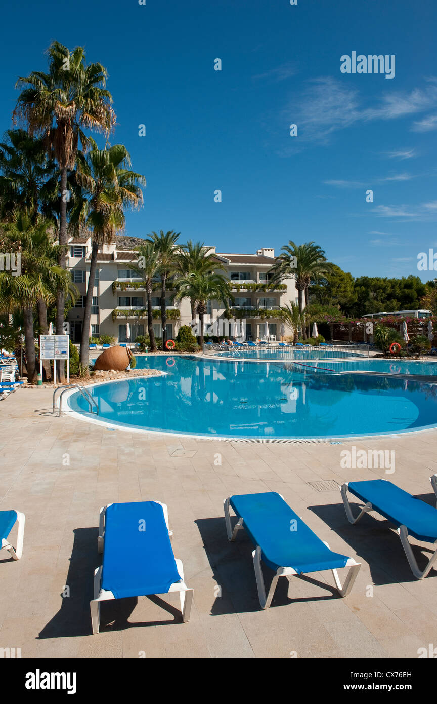 spanish sun loungers