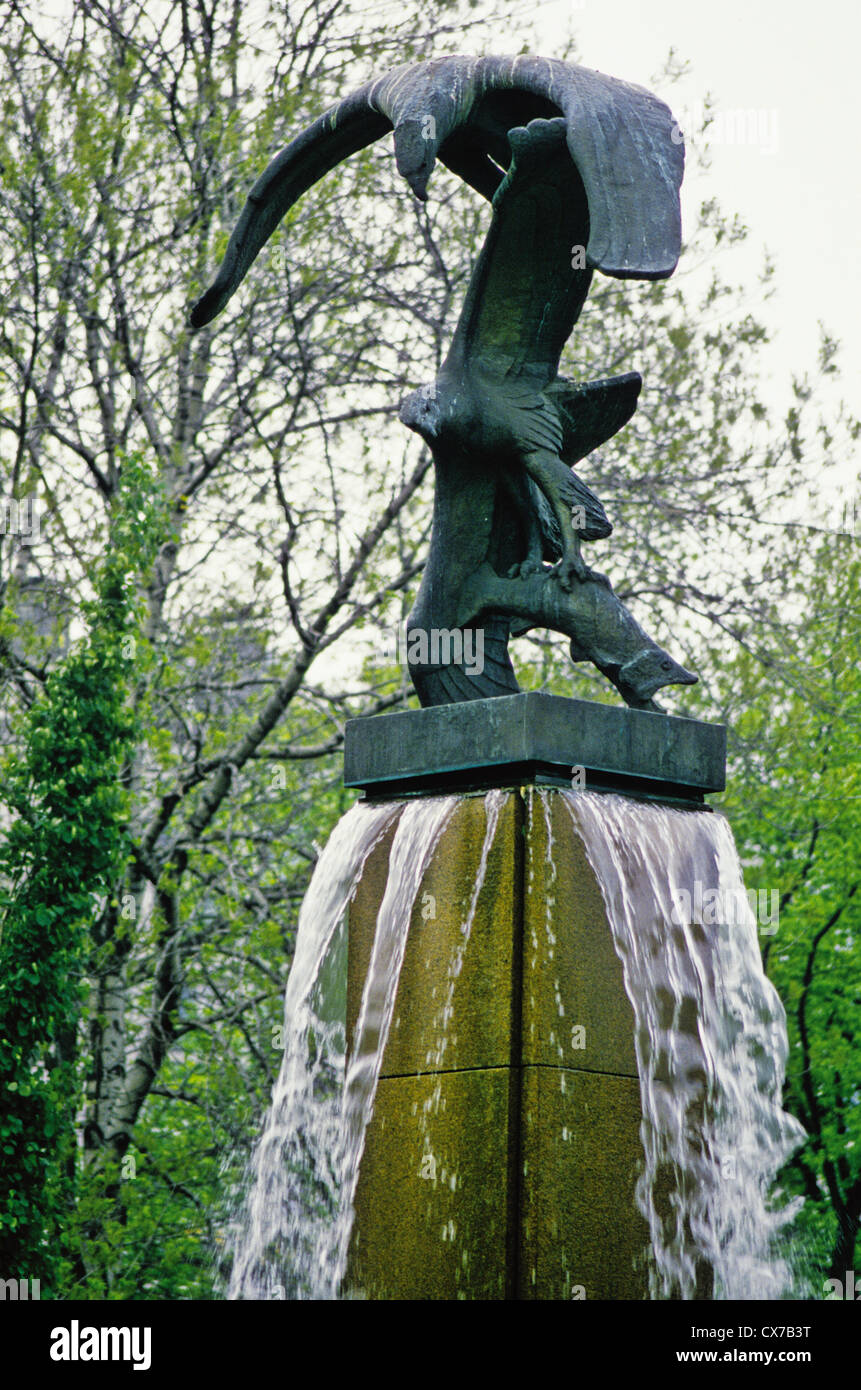 1955 water fountain sculpture titled Kotkat (Eagles) by Jussi Mäntynen in Sibelius Park, Kotka, Finland Stock Photo