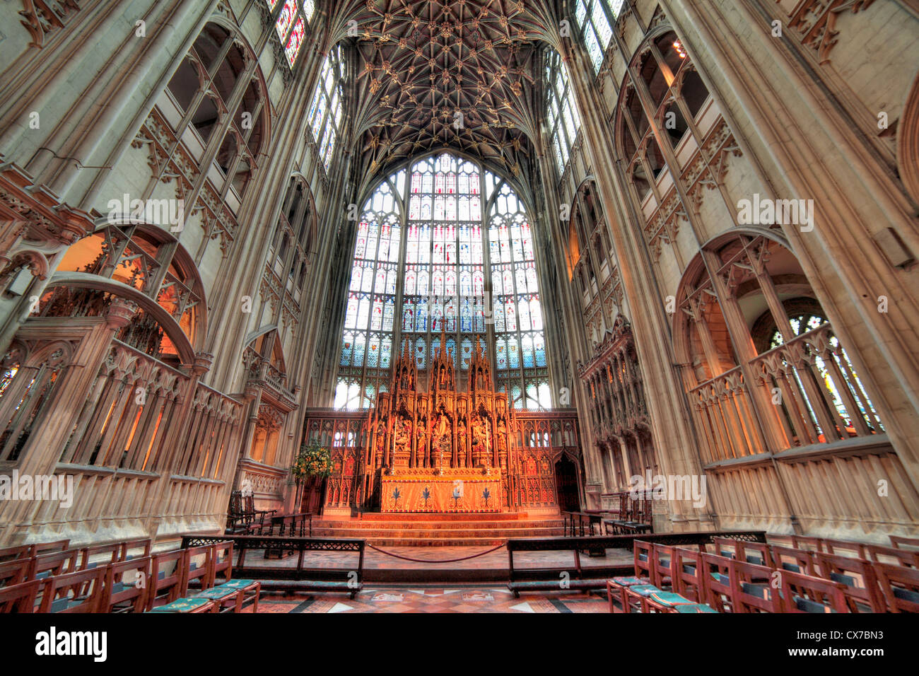 Gloucester cathedral window hi-res stock photography and images - Alamy