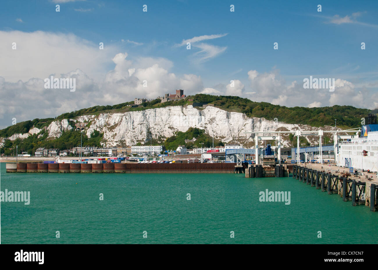 Dover castle white cliffs hires stock photography and images Alamy
