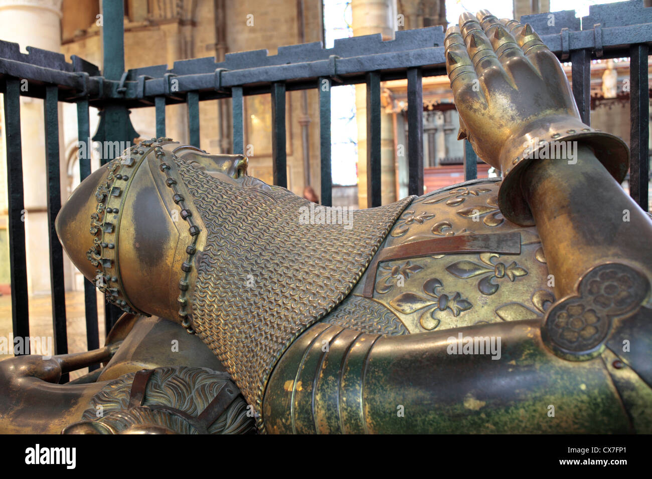 Bronze knight effigy hires stock photography and images Alamy