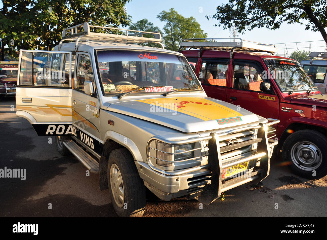 row of taxis waiting for passenger in india Stock Photo