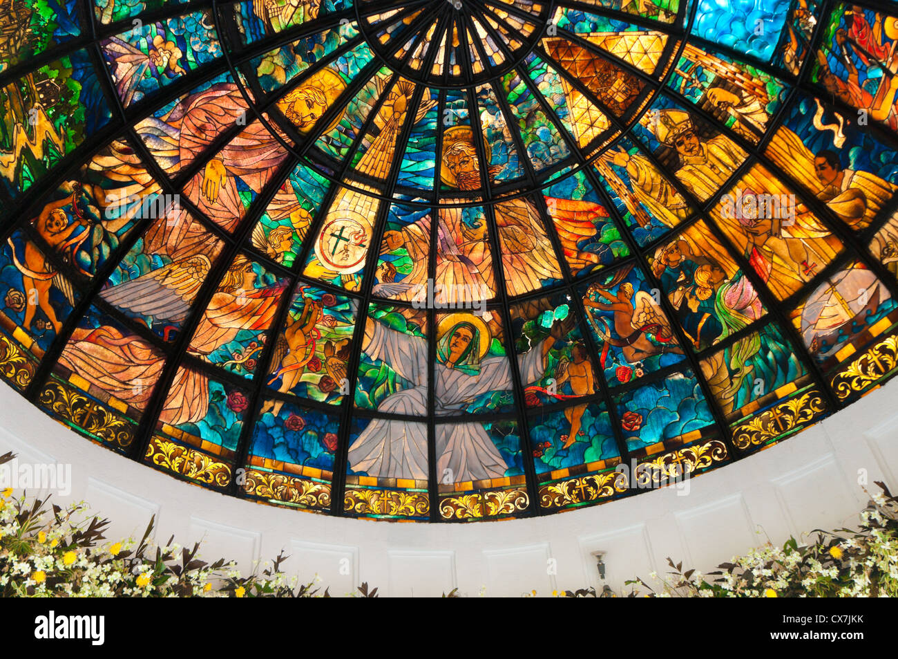 pavilion with stained glass in front of the Naga metropolitan cathedral