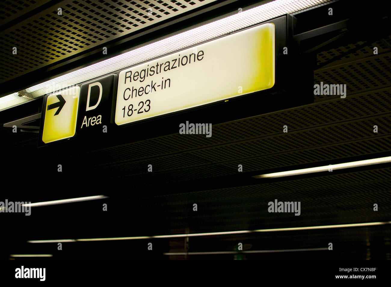 Italian checkin sign at airport Stock Photo Alamy