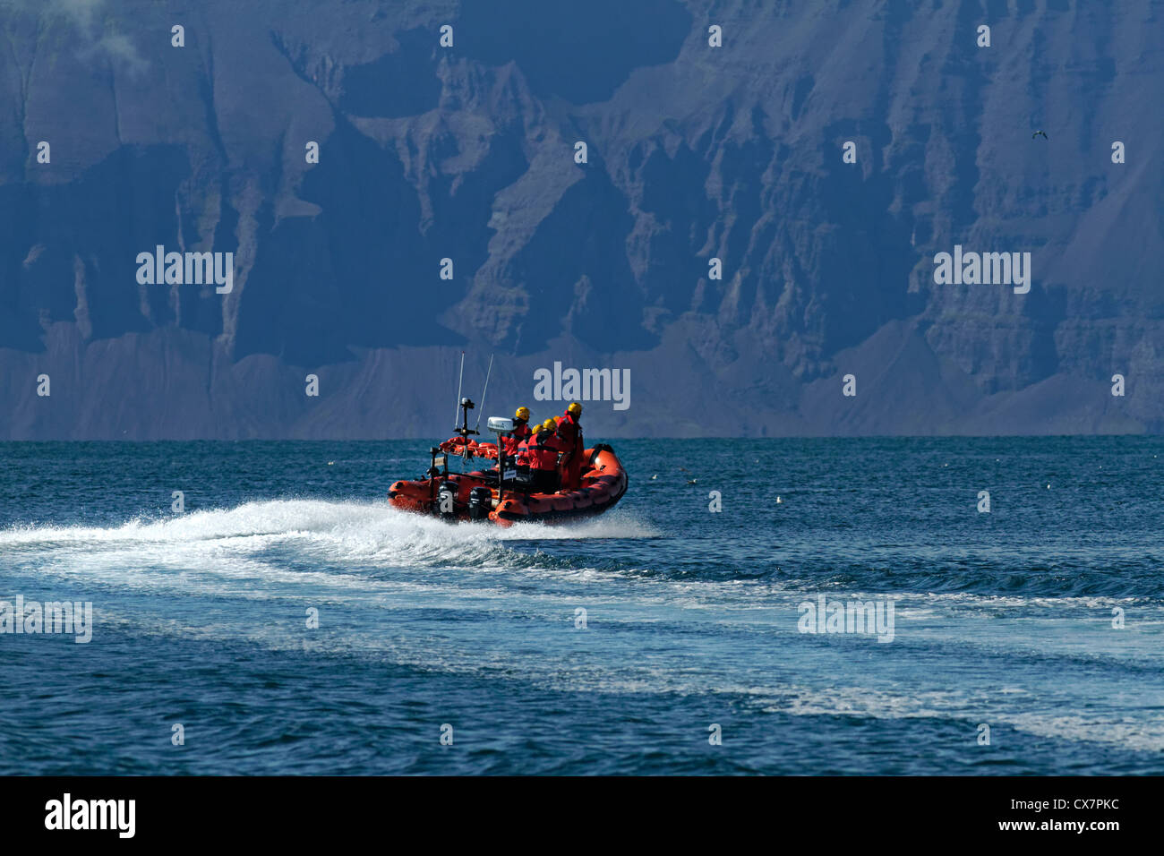 Fast rescue boats hi-res stock photography and images - Alamy