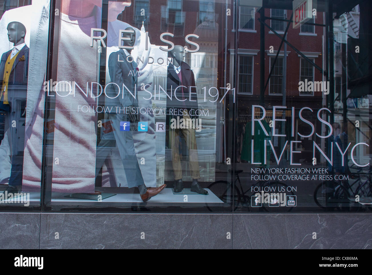New York City, NY, USA, Fashion Stores, Reiss Shop, Shopping in Greenwich Village, Store Front Window, Sign Stock Photo