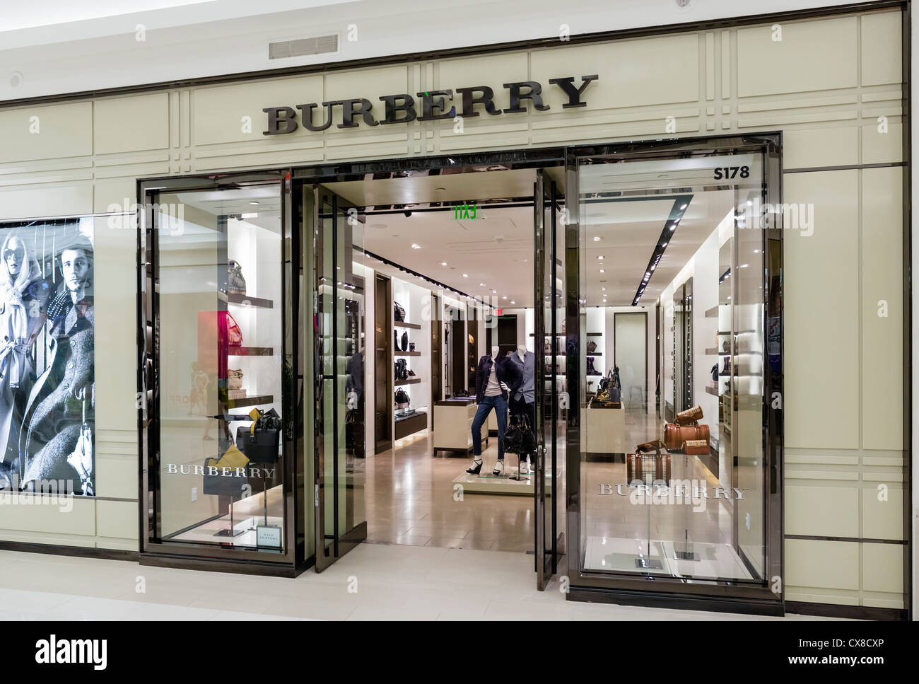 Burberry store in the Mall of America 