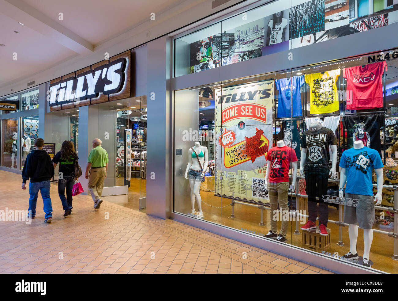 Tilly's store in the Mall of America, Bloomington, Minneapolis, Minnesota, USA Stock Photo