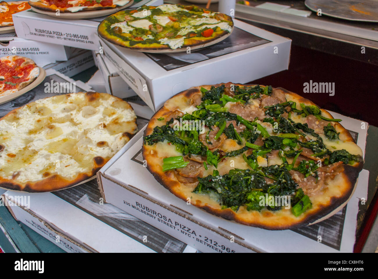 New York, NY, USA, Little Italy Area, San Genarro Italian Food St. Festival, Stalls on Mulberry Street. Pizza Pies, Pizzeria Stock Photo