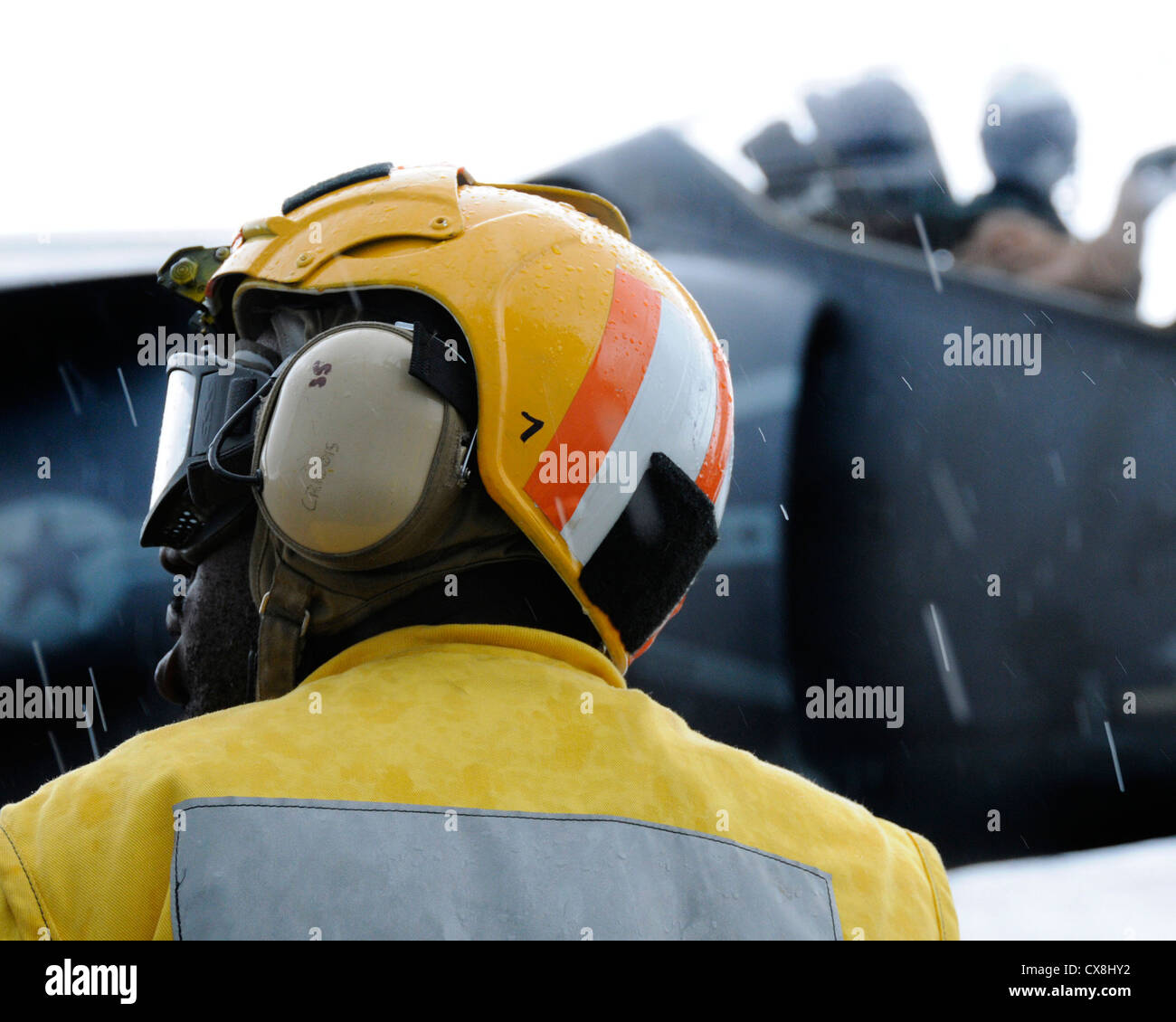 Mate hand signals hires stock photography and images Alamy