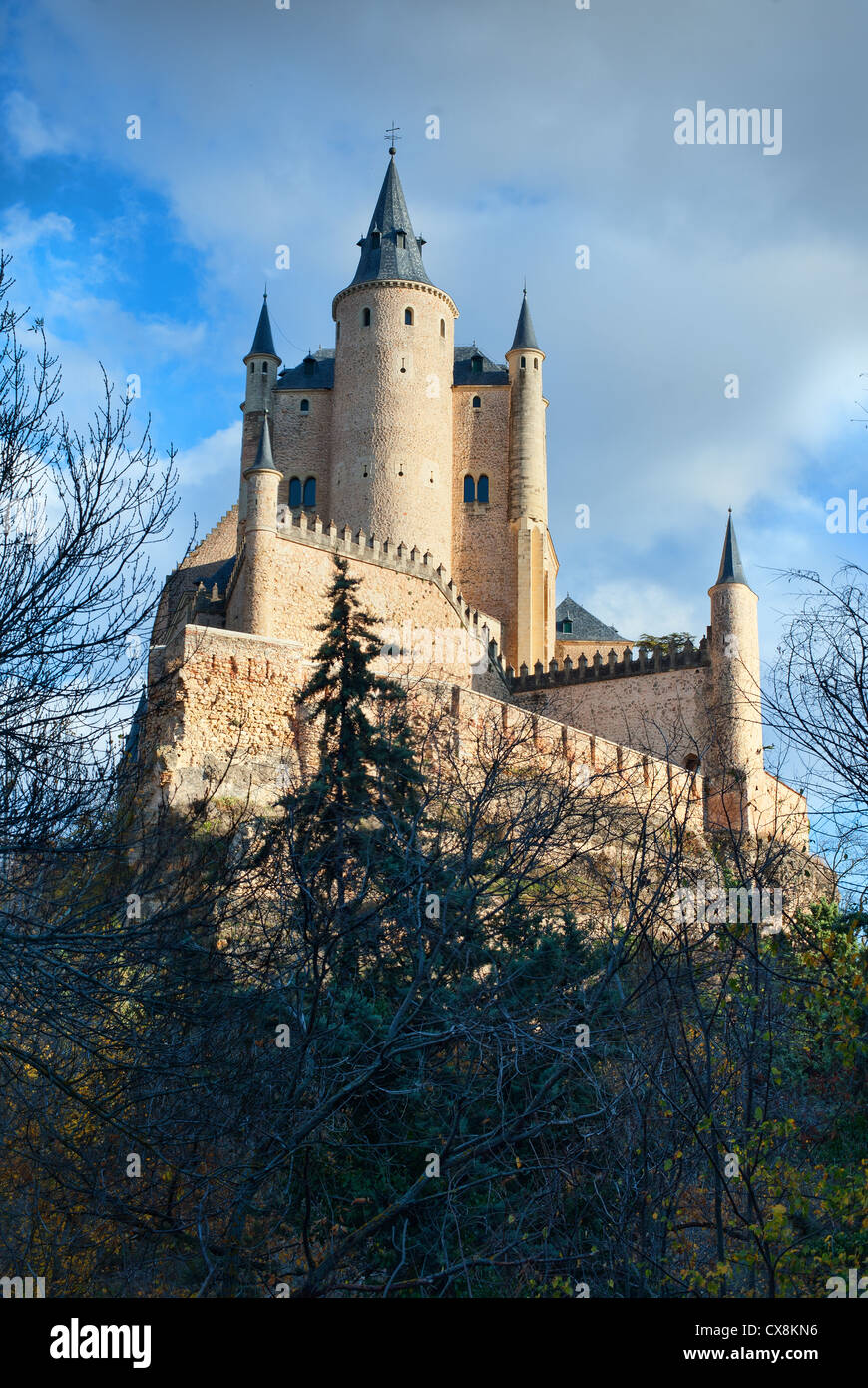 The famous Alcázar of Segovia, built on a rocks above the Eresma and Clamores rivers in the province of Castille y Leon, Spain Stock Photo